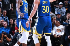 pg官网关于赛地聚焦:NBA季后赛今晚热度飙升,达拉斯独行侠伤情更新,形势明朗,临场指挥获称赞的信息