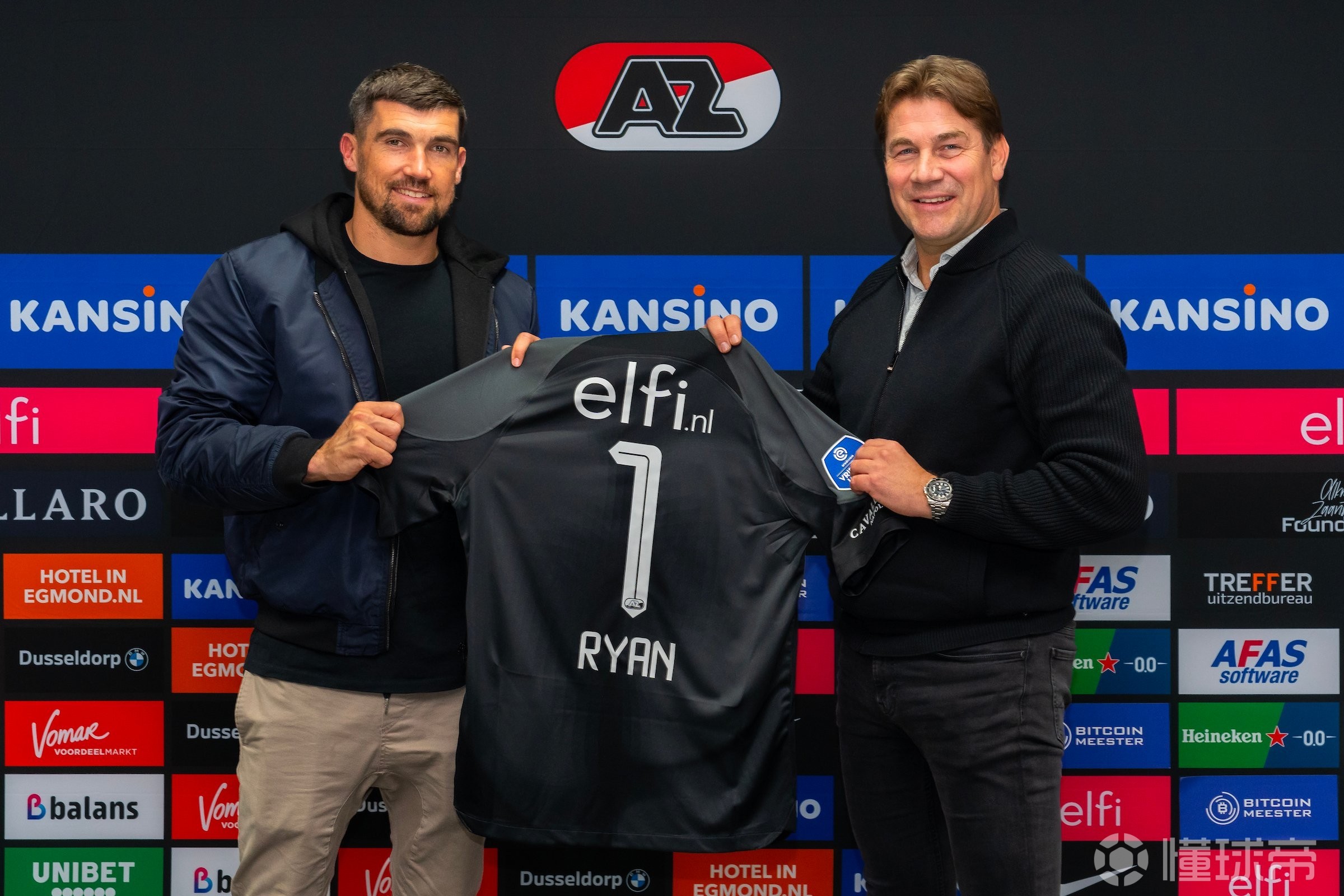 关于转折点瓦伦西亚官宣签约,荷甲关键时刻攻防权衡,压力陡增,轮换策略成焦点的信息 关于转折点瓦伦西亚官宣签约,荷甲关键时刻攻防权衡,压力陡增,轮换策略成焦点的信息