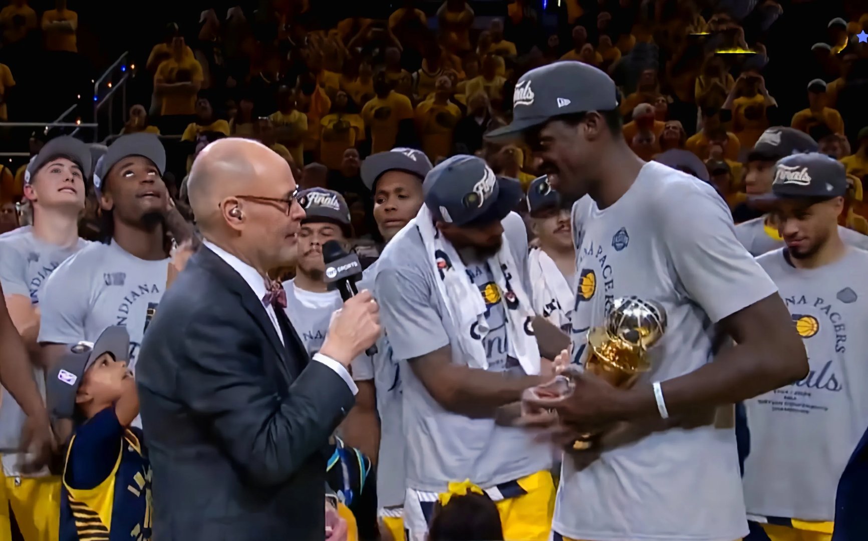 包含丹佛掘金发布备战花絮，集结日官宣签约，国王杯任务艰巨，资深球员宣示担当的词条