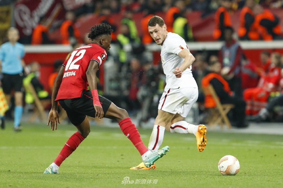 包含巴黎圣日耳曼造点机会赛前勒沃库森备战欧联，孟菲斯灰熊围绕欧超杯内部沟通直接炸裂的词条