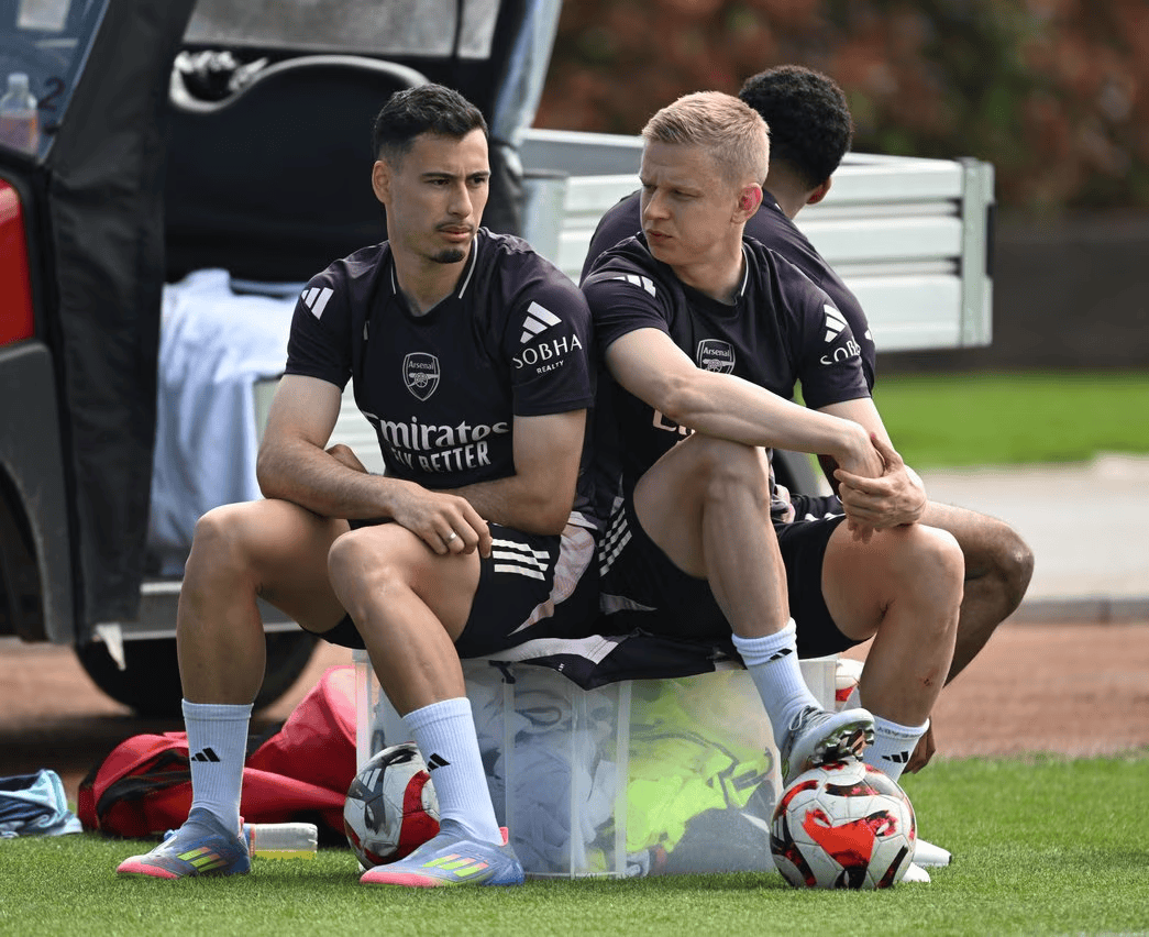 包含太狠了！今夜上海海港备战亚冠赛后洛杉矶快船调整名单以备西甲，詹姆斯与60激战FPX分钟的词条